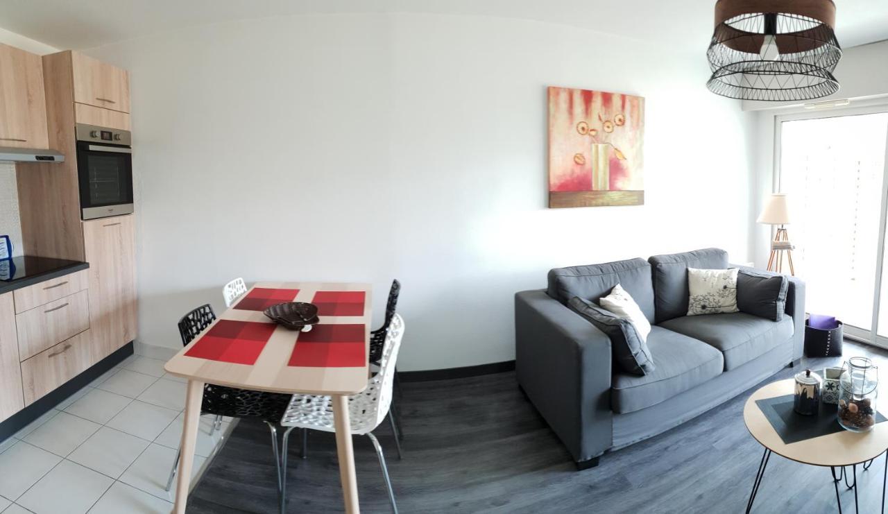 Charmant Studio Residence Avec Terrasse Jardin Au Centre De Vannes Exterior photo